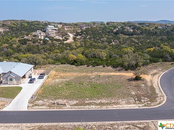 3rd image of 1054 Las Brisas Dr