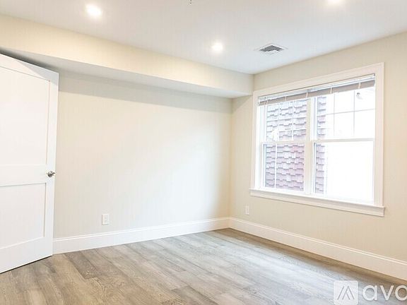 5th image of 9 Tremont St #8A