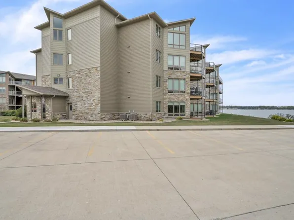 455 240th Ave, Arnolds Park, IA 51331