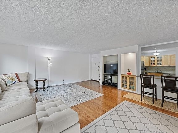 3rd image of 7-25 166th St #2C