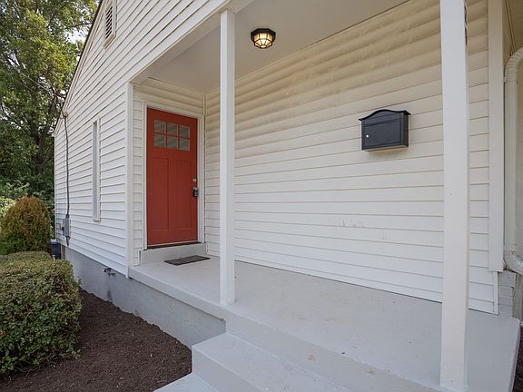3rd image of 2629 Depaul Dr