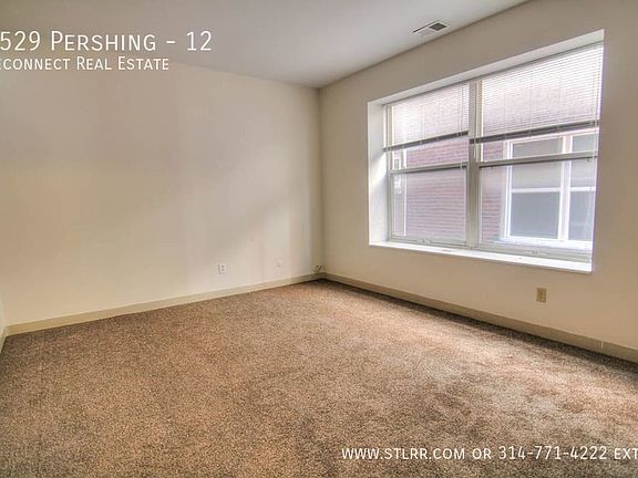 3rd image of 5529 Pershing Ave APT 12