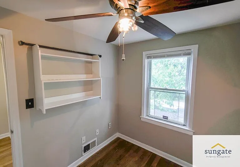 5319 Wasena Ave — Photo 12