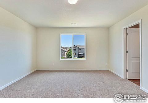 4th image of 11247 Carbondale St
