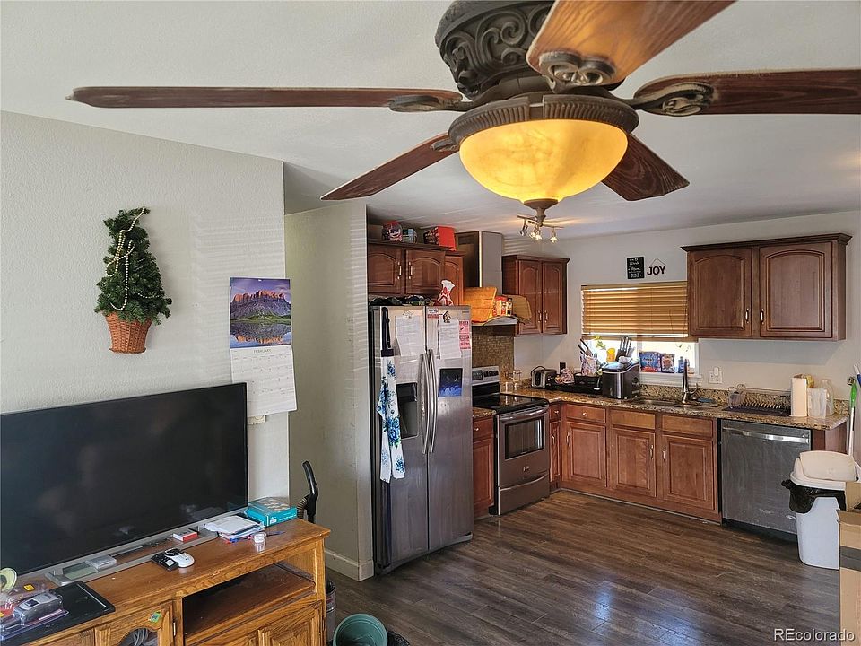 2nd image of 17933 E Iowa Dr
