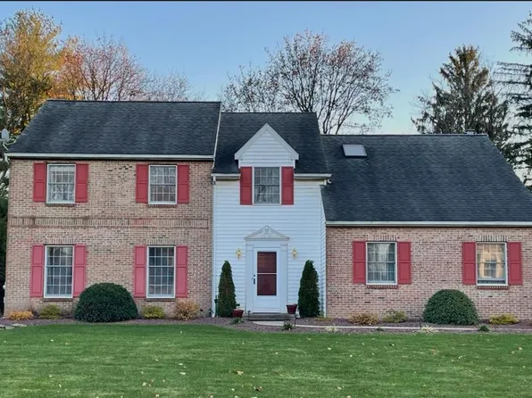 1145 Sunset View Dr, Bethlehem, PA 18017
