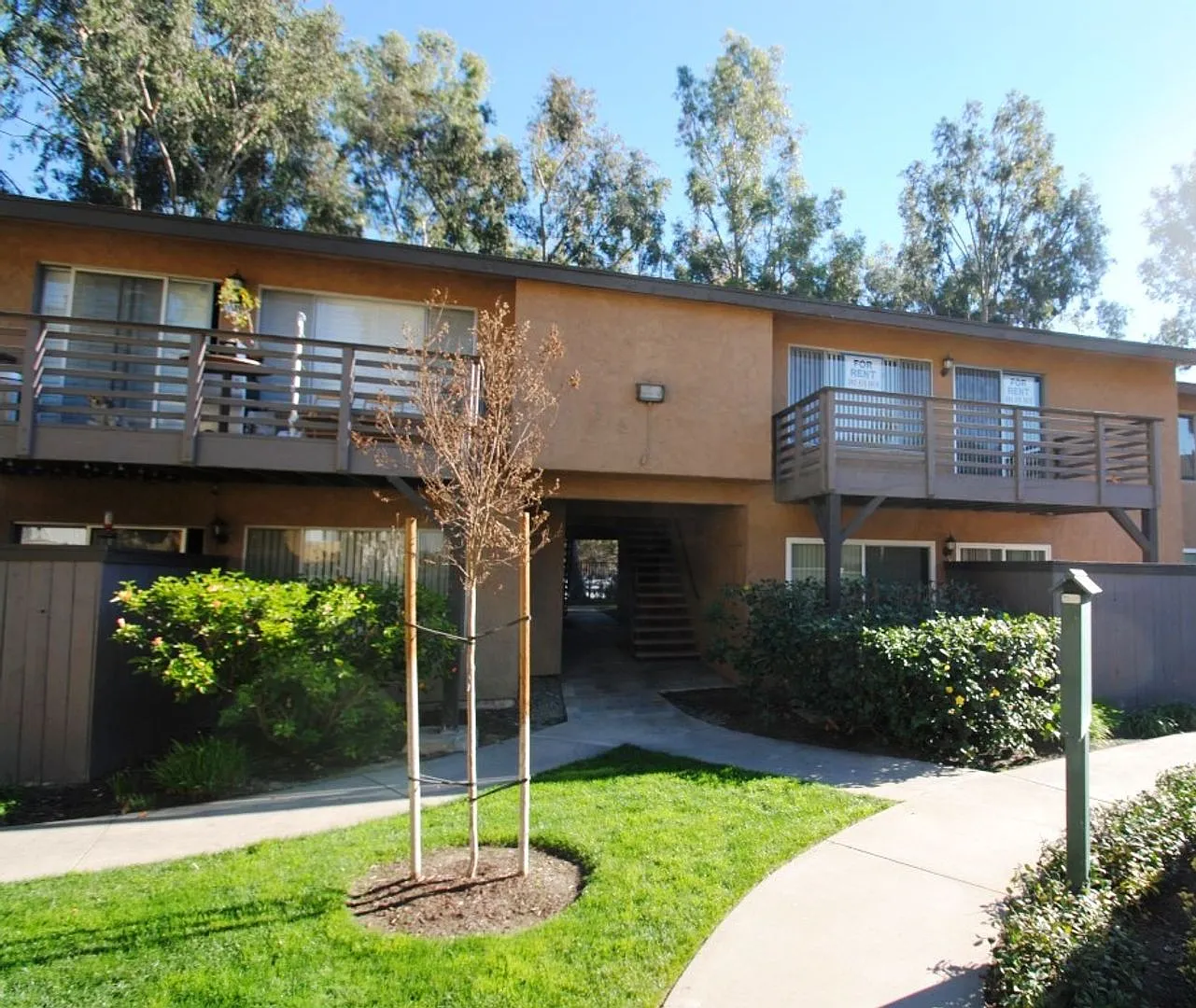 La Habra 3br Condo $3100mo — Photo 1
