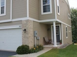 10631 Pond Curv, Woodbury, MN 55129