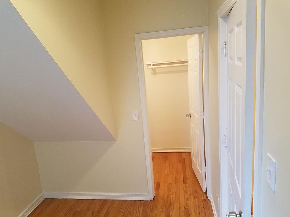 Bedroom 1 (Front)