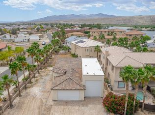 411 Riverfront 15 Dr, Bullhead City, AZ 86442