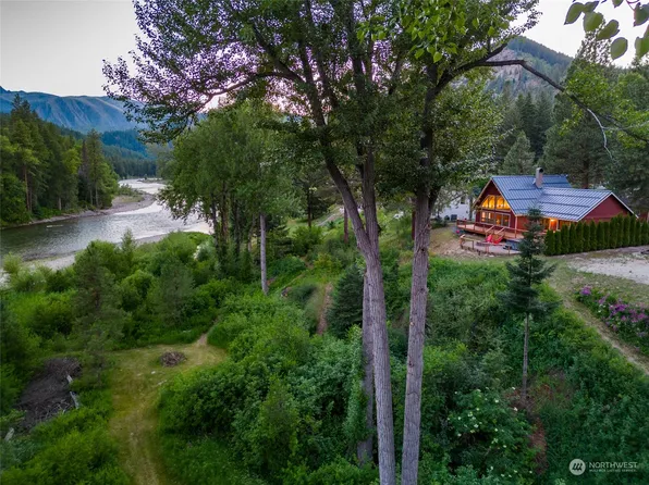 15947 River Road, Leavenworth, WA 98826
