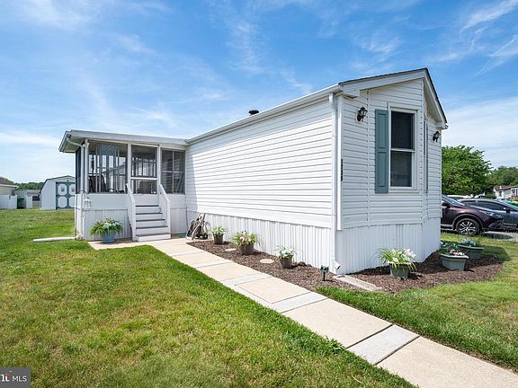 3rd image of 1739 Barbara Cir #475