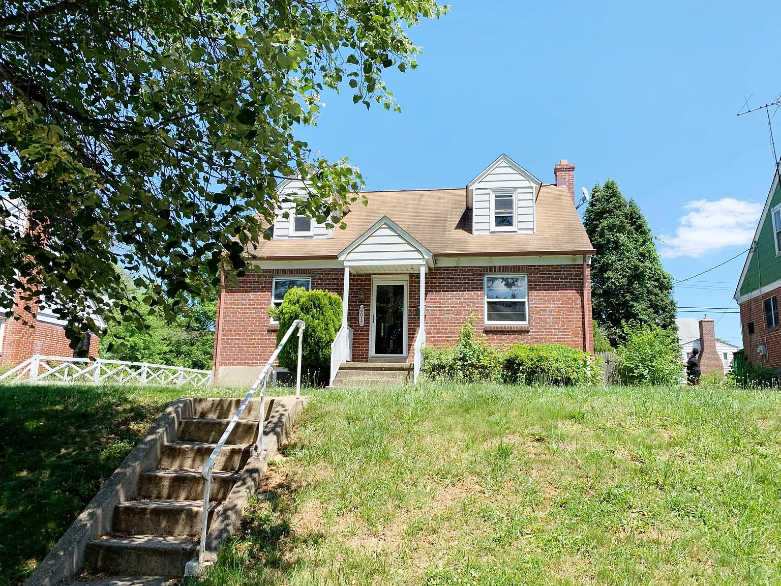 6017 Winthrope Ave — Photo 1