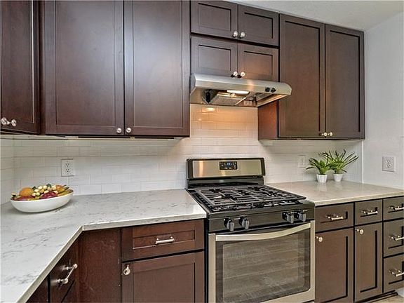 5th image of 5108 Greenheart Dr