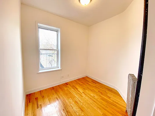 Rented by Douglas Elliman | media 40