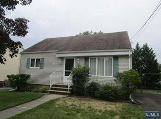 149 W Oldis St, Rochelle Park, NJ 07662