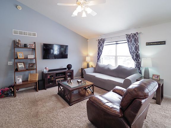 5th image of 4919 Sweet Cherry Ln