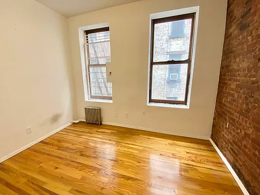 Rented by JM Preston Properties LLC | media 27