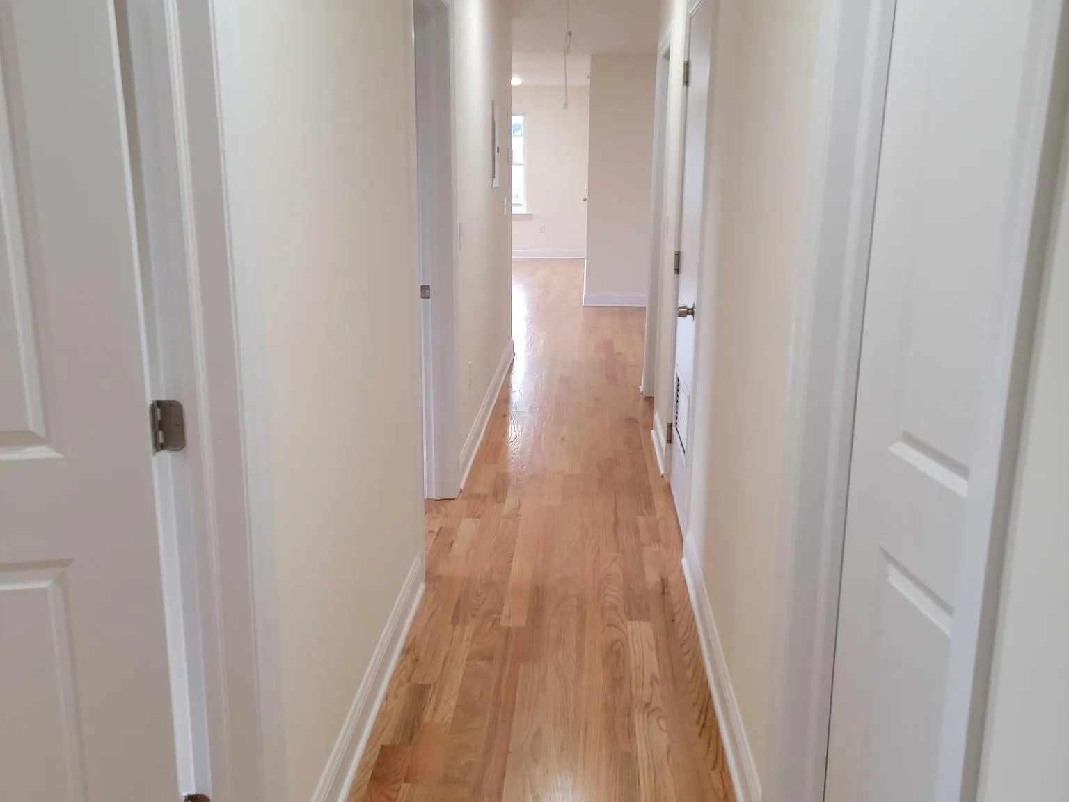 92 Schley St — Photo 2