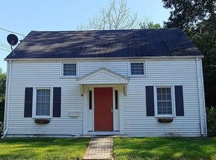 193 Whalehead Rd, Gales Ferry, CT 06335