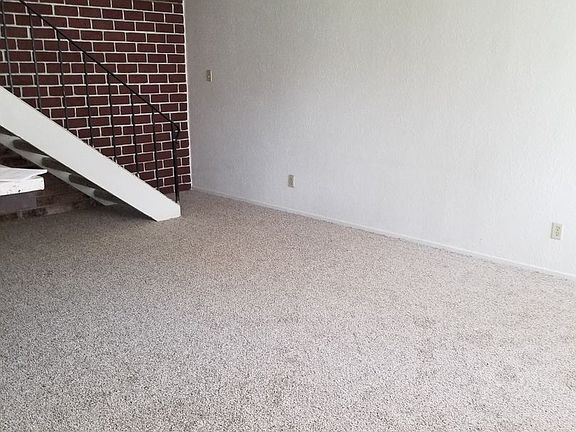 3rd image of 4133 Apostolo Cir APT 2