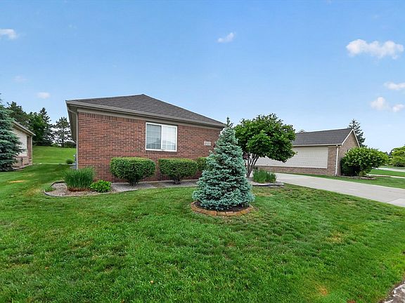 2nd image of 3629 New Boston Dr