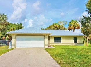 421 18th St NE, Naples, FL 34120