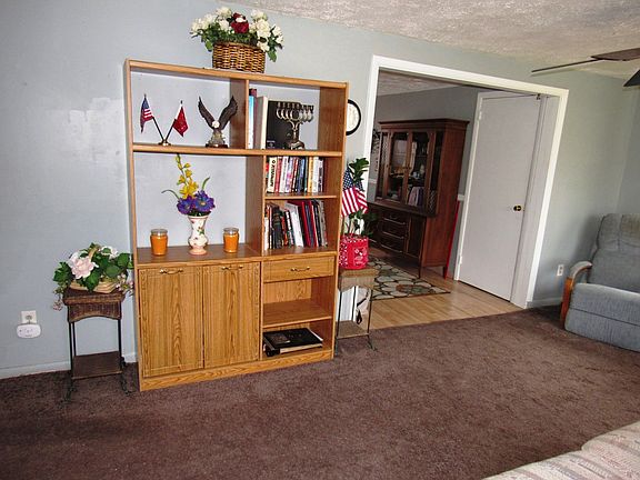 5th image of 2350 Scott Ave