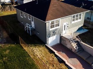 27 Exeter Ave, Edison, NJ 08817