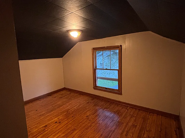 912 N Price St — Photo 14