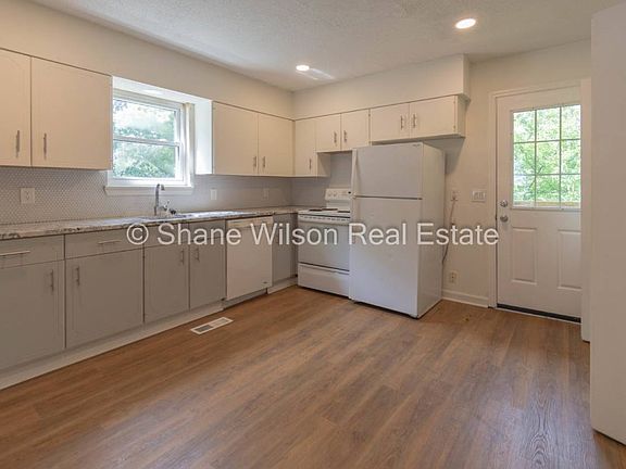 2nd image of 3731 Monte Vista Dr #B