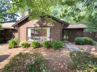 2505 Cottage Pl, Greensboro, NC 27455