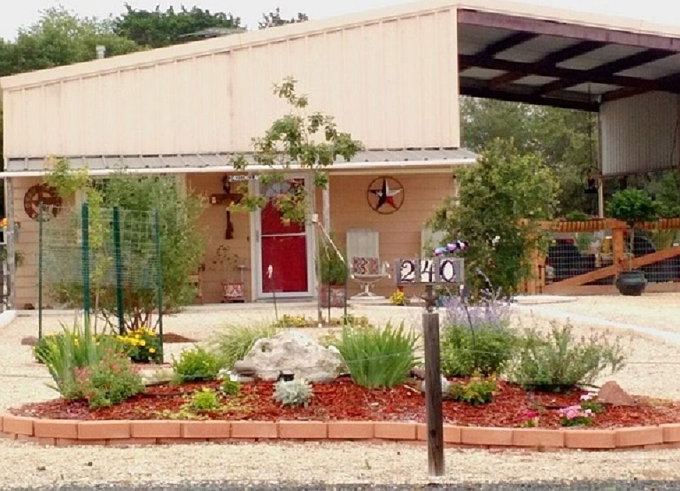 2019 New Landscaping & fence