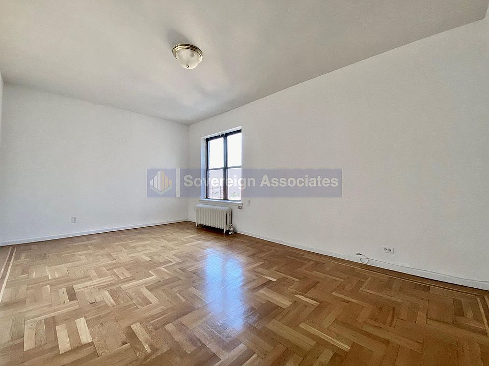 1st image of 590 Fort Washington Ave #60C