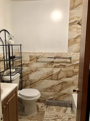 Rented by Tabak Real Estate | media 29