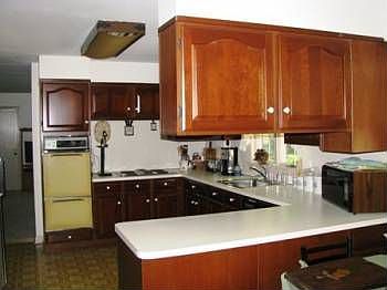3rd image of 305 Tulane Ct