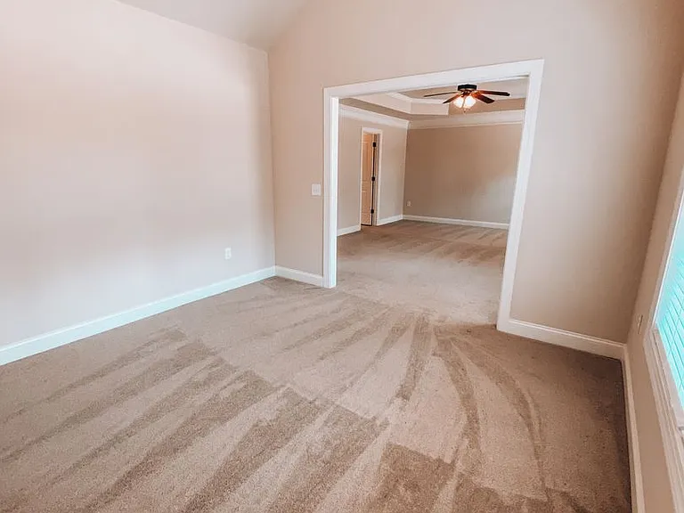 1532 Middleton Dr — Photo 12