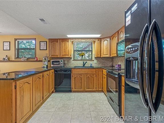 2nd image of 127 Amazing Grace Cir