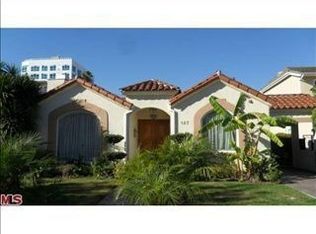 127 N Le Doux Rd, Beverly Hills, CA 90211