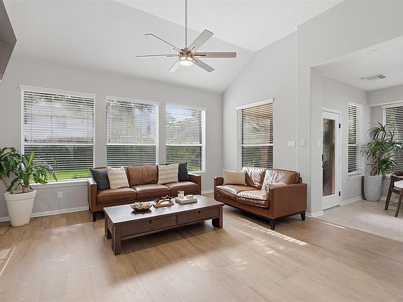 4th image of 1211 Ragsdale Ln