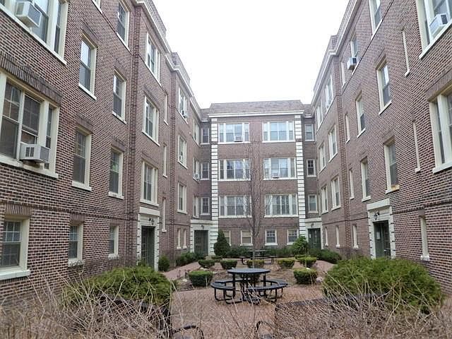 1st image of 431 N Lombard Ave APT 2