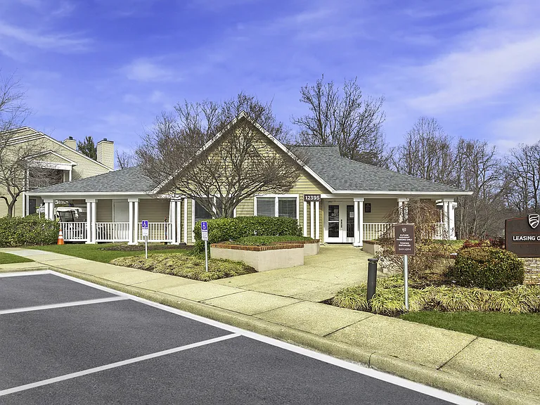 Springwoods at Lake Ridge leasing office