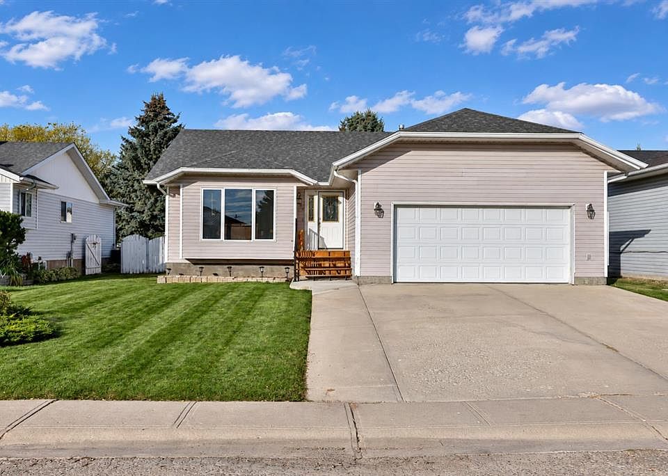 1st image of 105 E Aspen Way