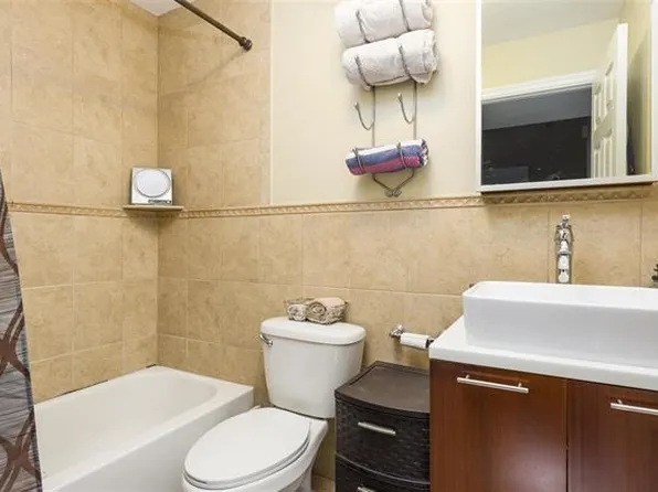 42 Prospect Street image 7 of 10