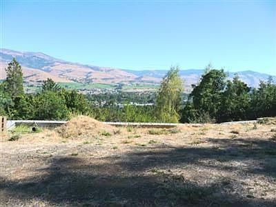 2nd image of 250 Alta Ave