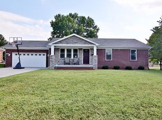 8110 Cedar Brook Dr, Louisville, KY 40219