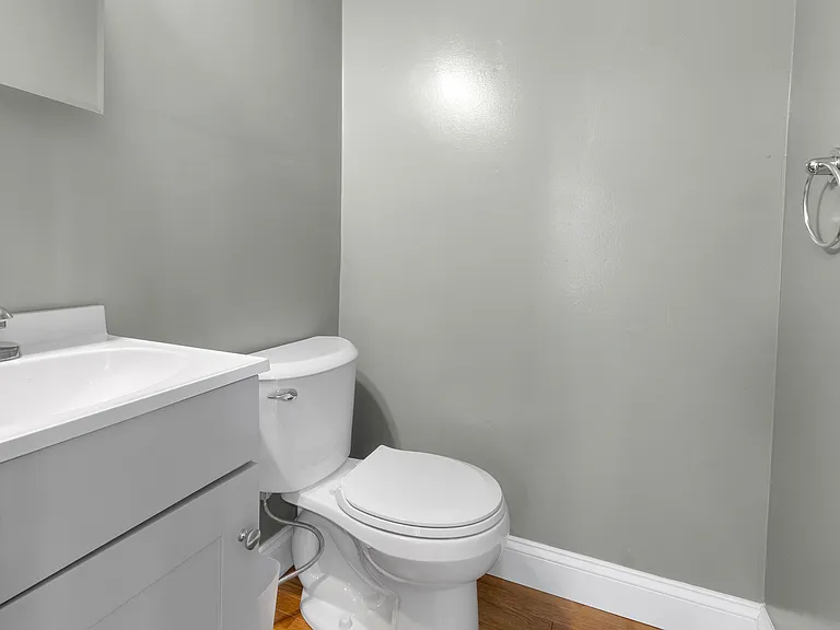 33 Concord Dr — Photo 16