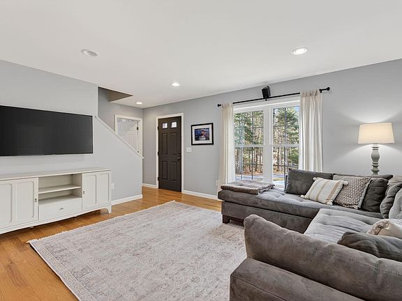 4th image of 29 Orion Way