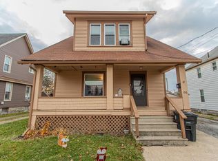 136 Charles Ave SE, Warren, OH 44483