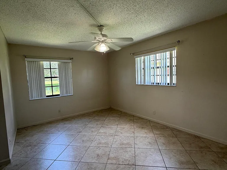 4141 Oak Terrace Dr #4141 — Photo 4